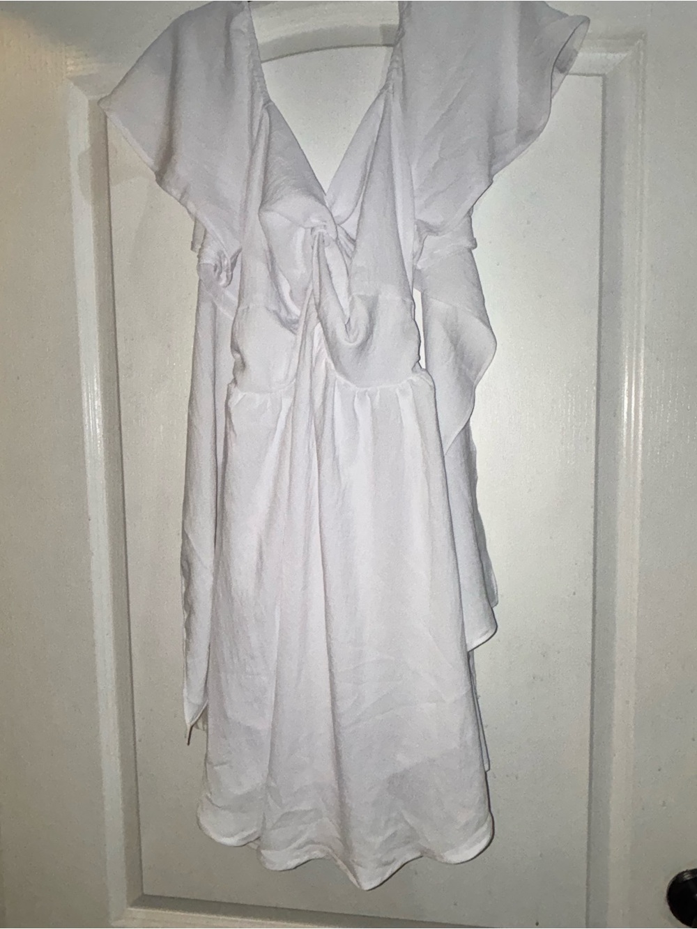 Florboom White Cutout Tie Back Flutter Sleeve Mini Dress M NWT
